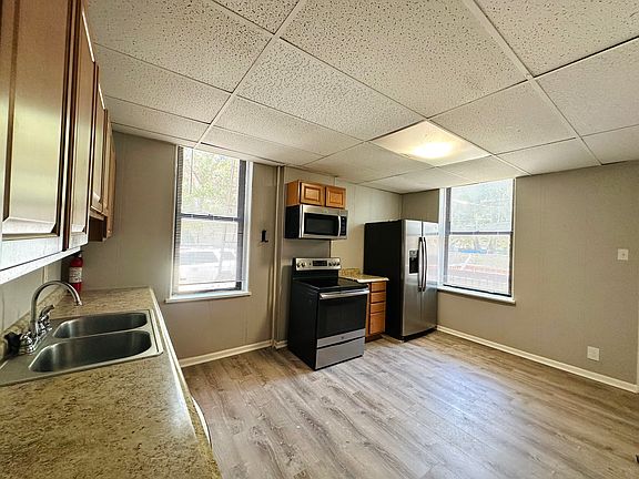 2nd image of 3201-3209 Arsenal St #3205