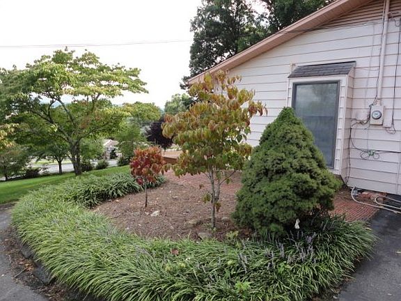 4th image of 509 E Mountainview Road
