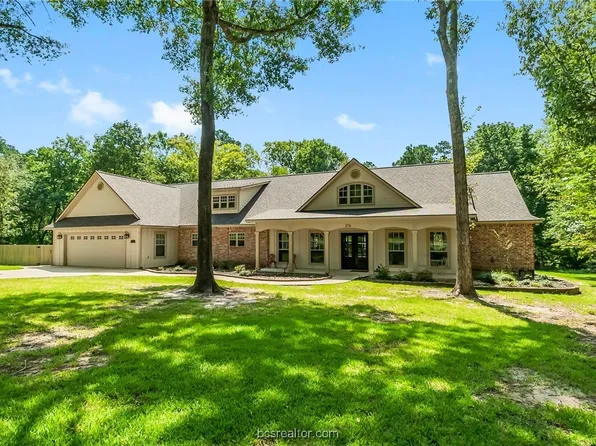 376 Forest Ln, Huntsville, TX 77340