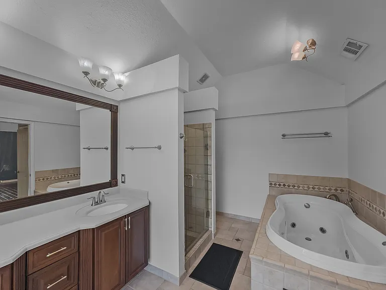 632 Teakwood Dr — Photo 12