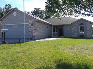 1409 Katherine St, Auburn, IN 46706