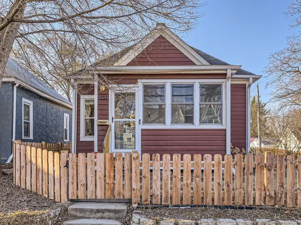 1020 29th Ave NE, Minneapolis, MN 55418