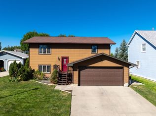 620 Willowcreek Ct, Great Falls, MT 59405