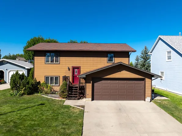 620 Willowcreek Ct, Great Falls, MT 59405