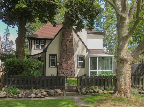 3204 W Cora Ave, Spokane, WA 99205