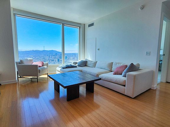 2nd image of 425 1st St Unit 4305