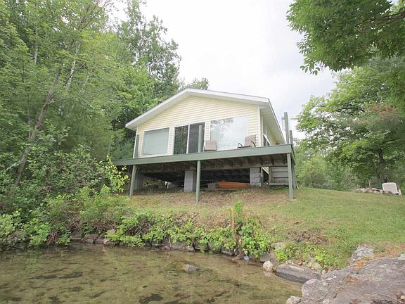 5th image of 63 Sunrise Cir