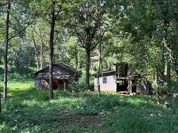 4th image of 1302 Brassfield Rd