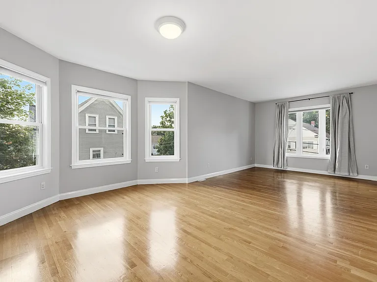 7 Park Ave #7 — Photo 29