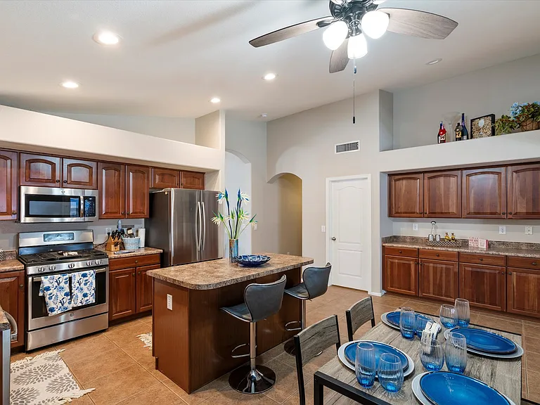 42187 W Chisholm Dr — Photo 12