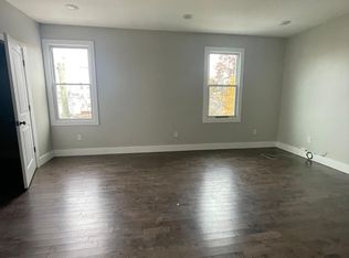 211 Parker St #2F, Newark, NJ 07104