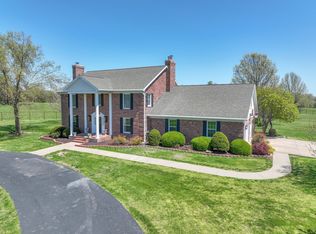 13660 Farm Road 1090, Cassville, MO 65625