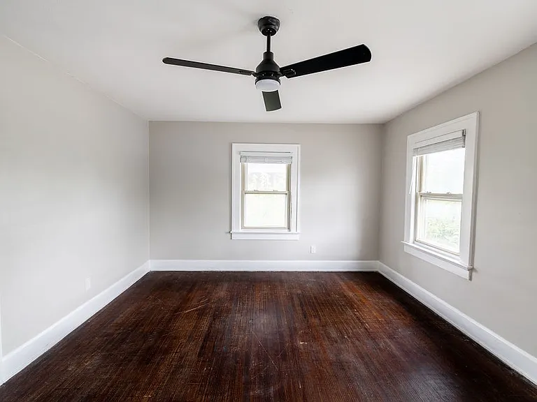3556 N College Ave — Photo 19