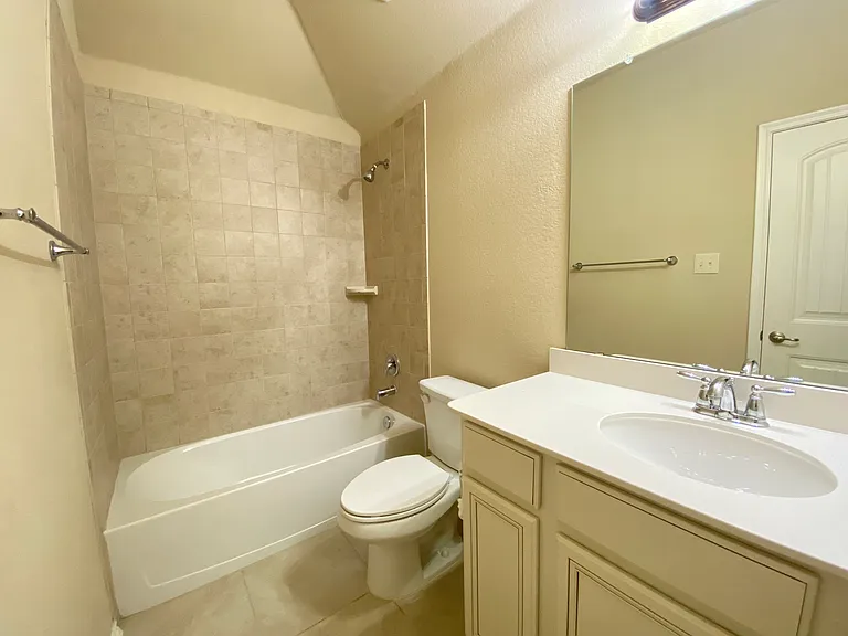 5610 Stockport Dr — Photo 16