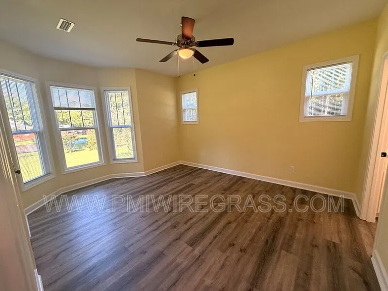 326 Golf View Dr — Photo 16