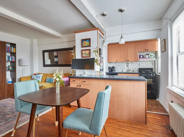 339 East 58th Street image 1 of 6
