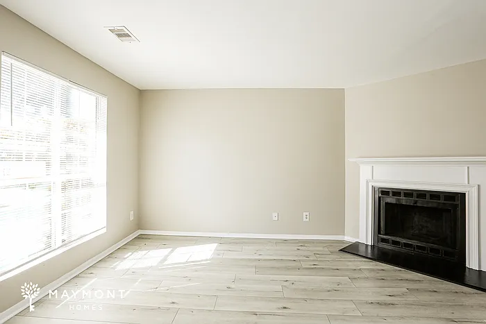 5707 Wells Cir — Photo 4