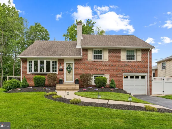 622 Hutchinson Ter, Holmes, PA 19043