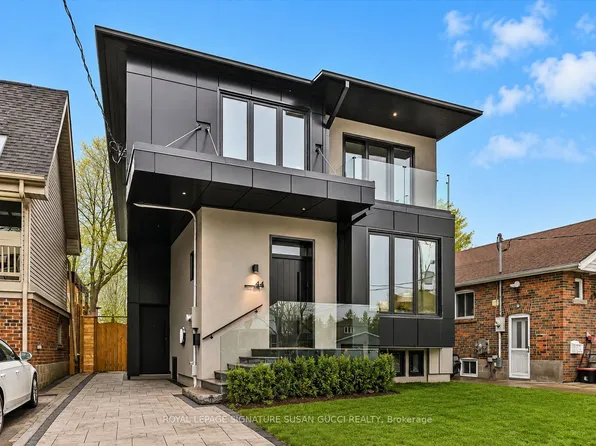 44 Doris Dr, Toronto, ON M4B 3C9