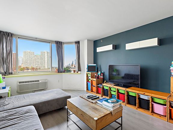 2nd image of 20 2nd St APT 406