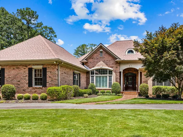 2689 Piedmont Lake Rd, Pine Mountain, GA 31822