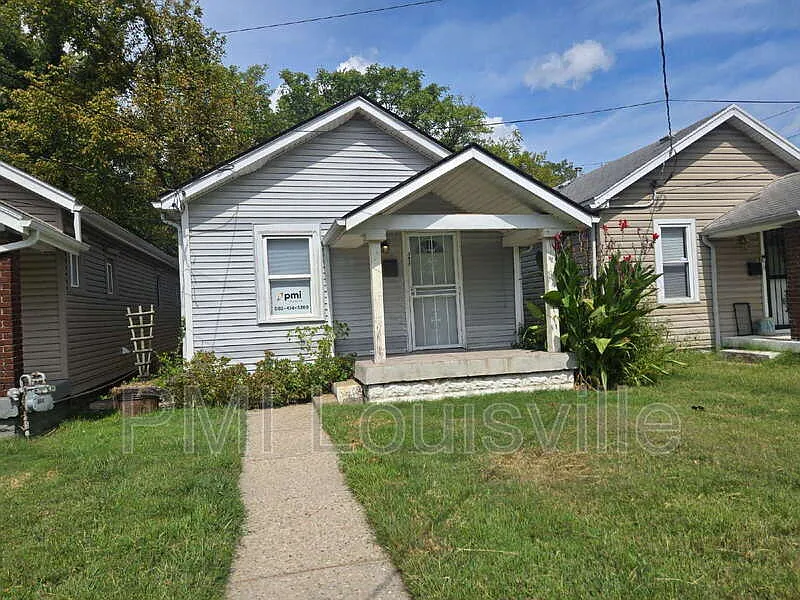 2 bed, 1.0 bath, 936 sqft, $895 — Photo 2