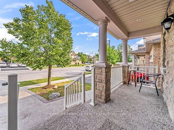 4th image of 14 Bonnie Braes Dr
