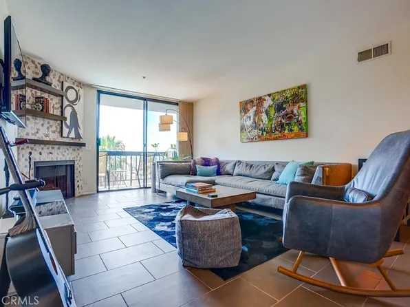 7320 Hawthorn Ave APT 409, Los Angeles, CA 90046