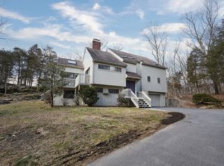 36 Macmath Dr, Trumbull, CT 06611