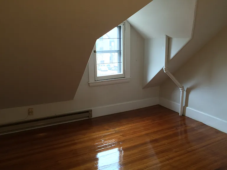 8 Palfrey St #2 — Photo 12