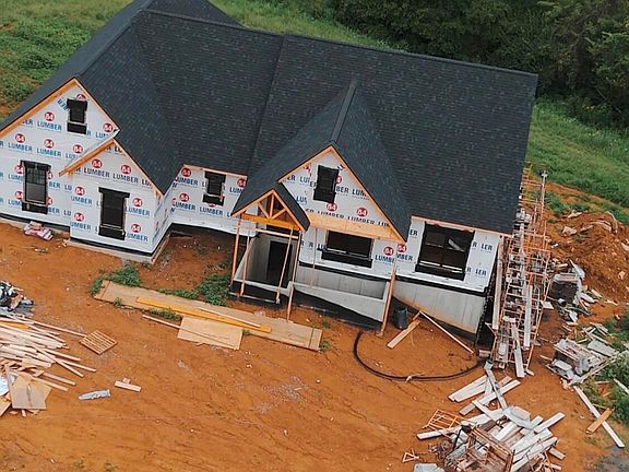 3rd image of 245 Brandenburg Way