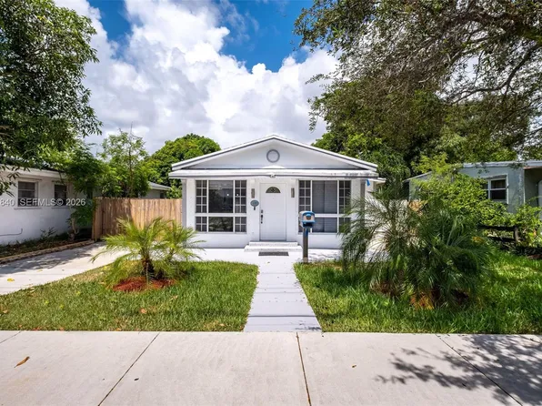 132 SW 2nd Ave, Hallandale, FL 33009