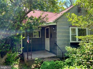 4809 Delaware St, College Park, MD 20740
