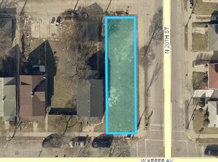 2002 W KEEFE AVENUE, Milwaukee, WI 53206
