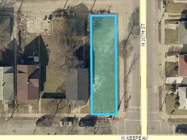 2002 W KEEFE AVENUE, Milwaukee, WI 53206