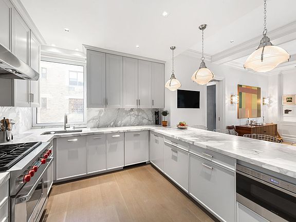 3rd image of 1100 Park Ave #16B