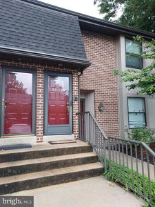 4024 Society Dr, Claymont, DE, 19703