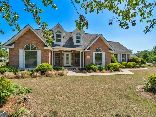 420 James St, Ailey, GA 30410