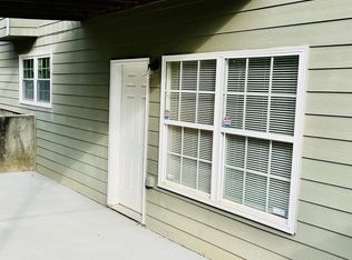 4001 Oak Field Dr, Loganville, GA 30052