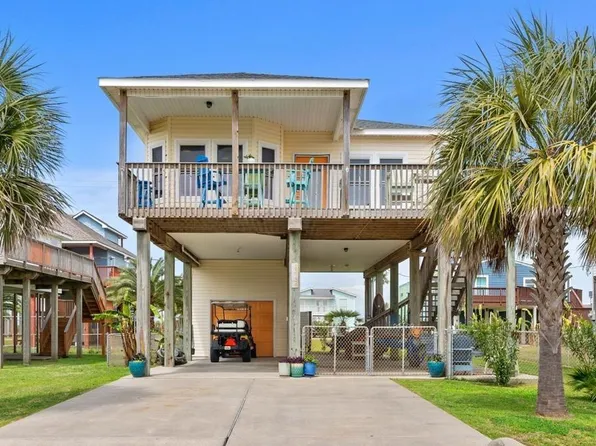 23154 Fresca St, Galveston, TX 77554