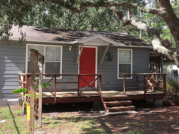 2nd image of 218 Mississippi Ave