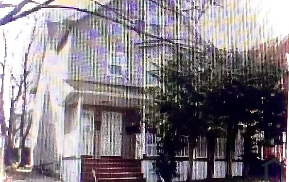 86 Wood St #1