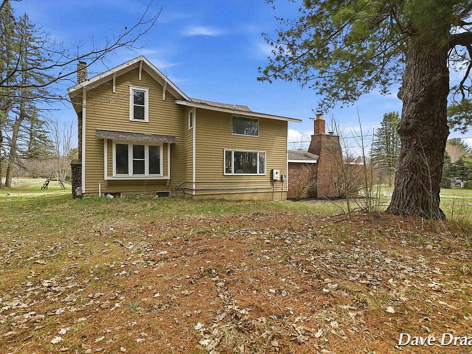 7869 Seventeen Mile Rd NE, Cedar Springs, MI 49319 | Zillow