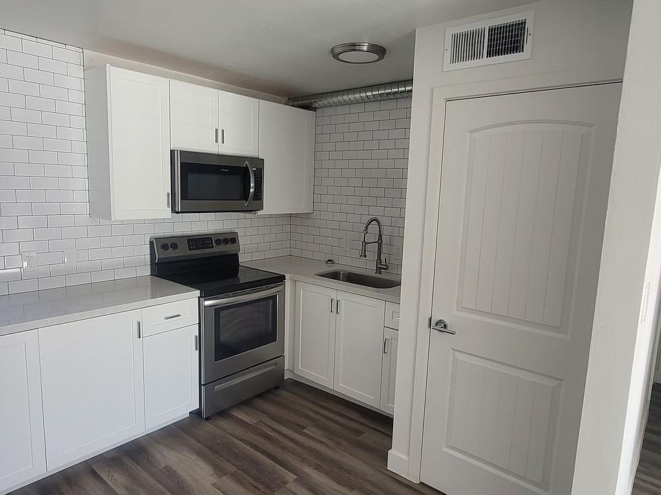1st image of 2503 E Clarendon Ave APT 2