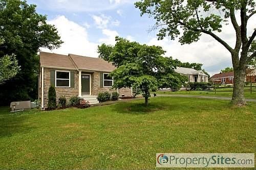 3rd image of 2232 Aubrey Ct