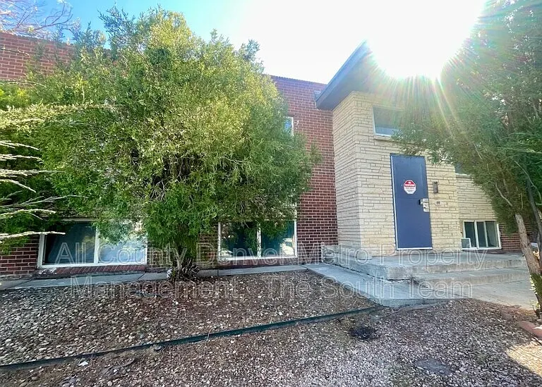 1720 Chester St #3 — Photo 11
