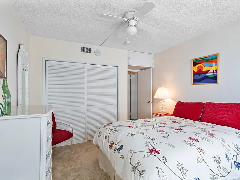 4010 Galt Ocean Dr #802 — Photo 17