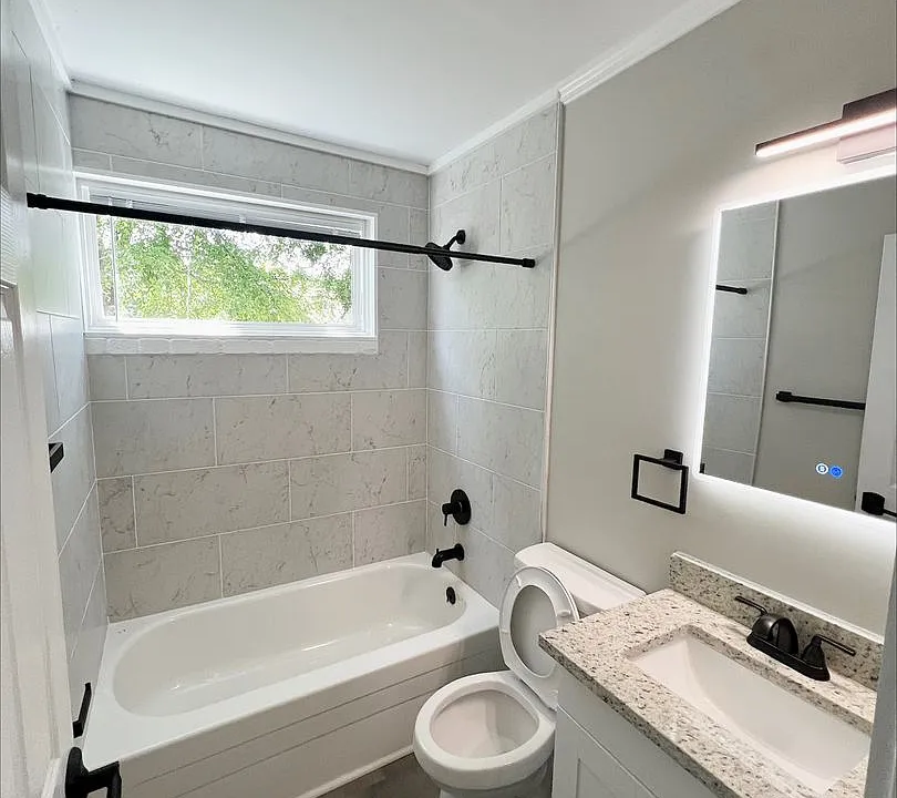 142 Weatherwood Ct