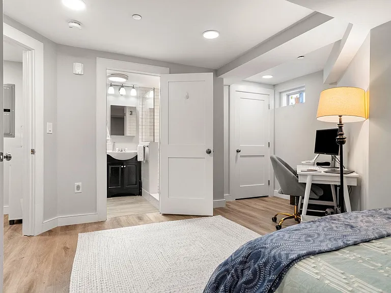 1400 Columbia Rd #1 — Photo 19