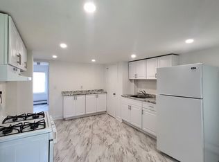 60 E McFarlan St, Dover, NJ 07801